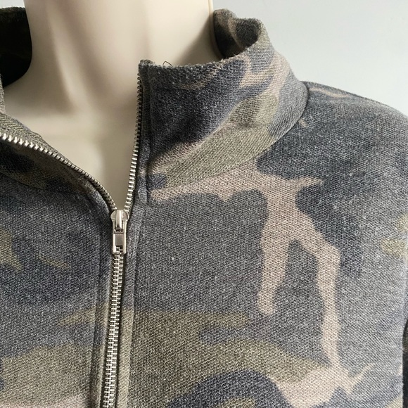 Pink Lily Camo Quarter Zip Pullover - Picture 5 of 6